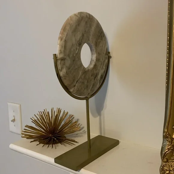 Marble Disc Decorative Object - gold metal base shelf decoration MCM elegant - Picture 9 of 11